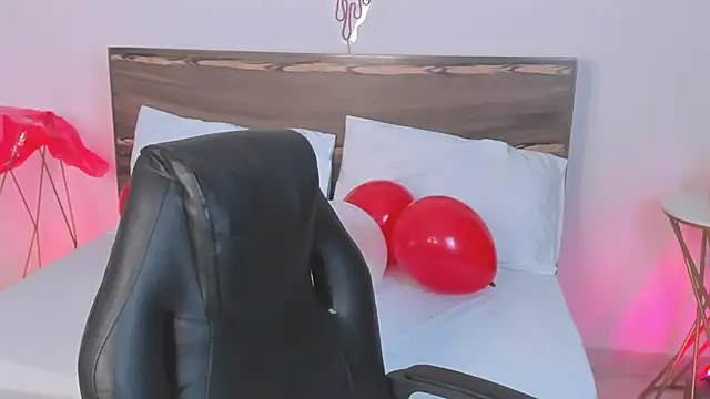 Snapshot of ivette_bocelly chatting on 14, 2, 2025 ivette bocelly online show from 14, 2, 2025