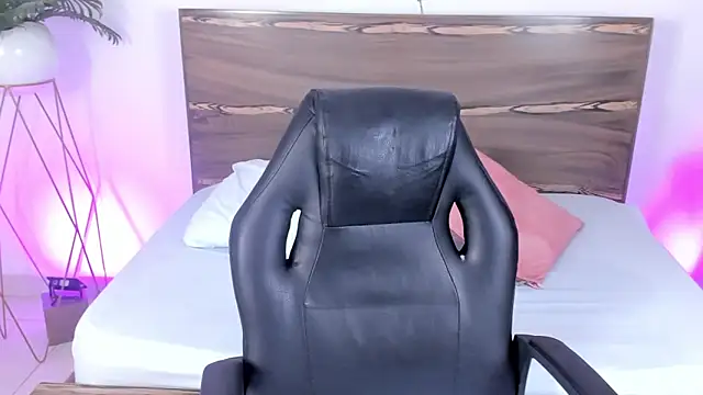 Snapshot of ivette_bocelly chatting on 28, 2, 2025 ivette bocelly online show from 28, 2, 2025