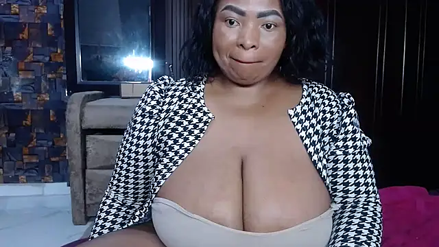 Snapshot of black_barbie4u chatting on 3, 5, 2026 black barbie4u online show from 3, 5, 2026
