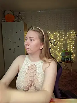 Snapshot of D0nna_ chatting on 27, 3, 2026 D0nna online show from 27, 3, 2026