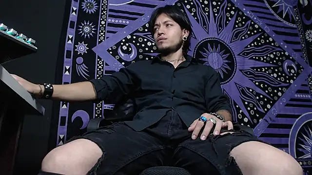 Dicaprioo  online show from 3, 2, 2025