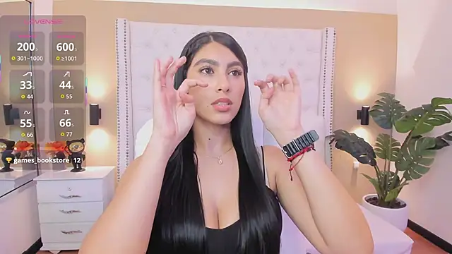 Snapshot of Emily_roux chatting on 29, 11, 2025 Emily roux online show from 29, 11, 2025