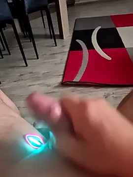 Szeltolo001 online show from 30, 3, 2026