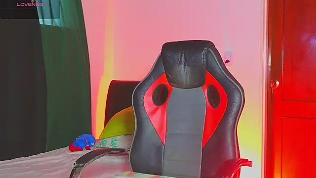 Snapshot of Regansmiths chatting on 23, 11, 2025 Regansmiths online show from 23, 11, 2025