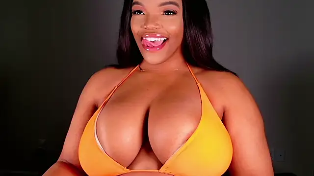 Snapshot of maybabi chatting on 10, 2, 2025 maybabi online show from 10, 2, 2025