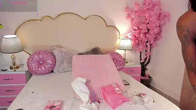 CahitlinBell online show from 11, 2, 2026