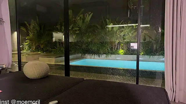 Golden Aline online show from 23, 2, 2026