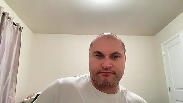 SluggishChase99 online show from 18, 2, 2026