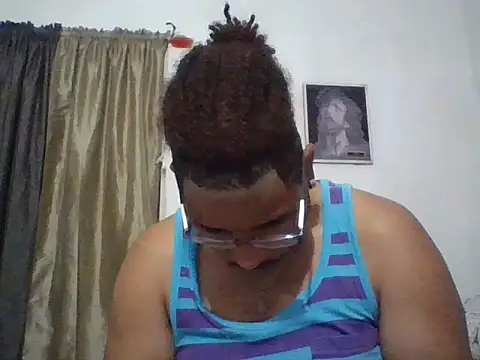 Snapshot of Dj-yefri-pauta chatting on 29, 5, 2026 Dj-yefri-pauta online show from 29, 5, 2026