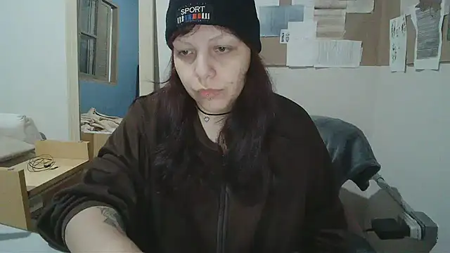 Snapshot of bbyedarling chatting on 31, 10, 2025 bbyedarling online show from 31, 10, 2025