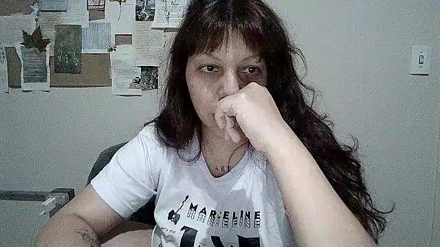 Snapshot of bbyedarling chatting on 3, 11, 2025 bbyedarling online show from 3, 11, 2025