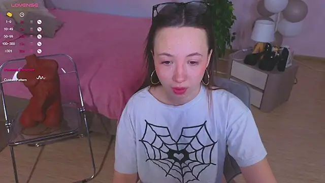 Hayle Hill online show from 22, 1, 2025