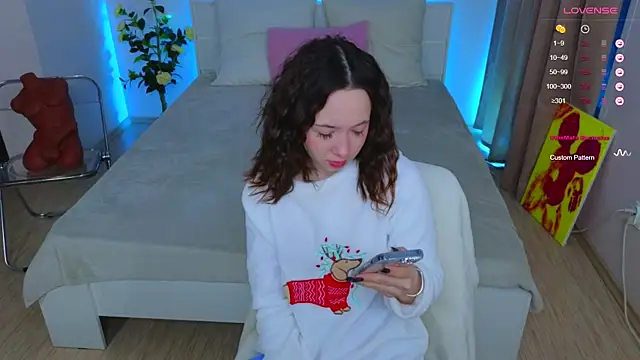 Hayle Hill online show from 23, 1, 2025