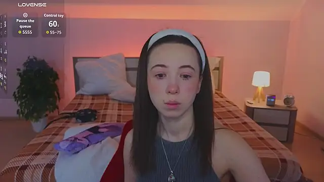 Hayle Hill online show from 25, 3, 2026