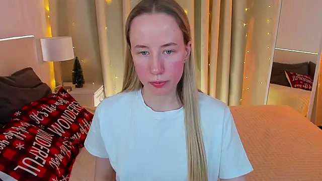 Snapshot of Cassie_Kelman chatting on 20, 12, 2024 Cassie Kelman online show from 20, 12, 2024