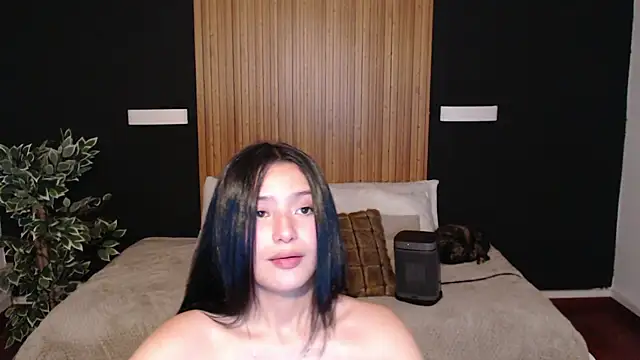 Snapshot of dafne_bss chatting on 6, 3, 2025 dafne bss online show from 6, 3, 2025