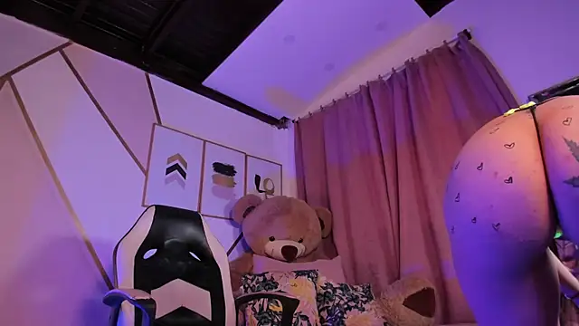 maye wells online show from 27, 2, 2025