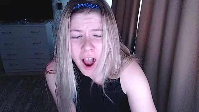 MelissaXKinky online show from 25, 12, 2024