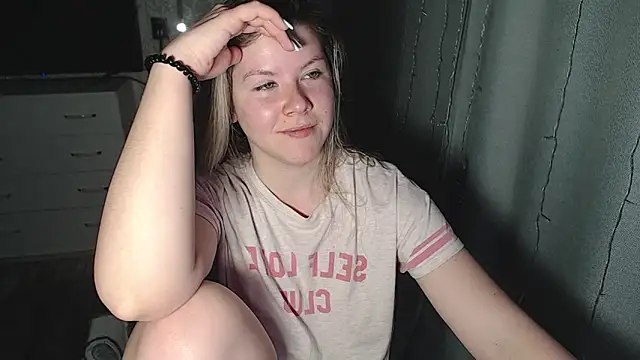 MelissaXKinky online show from 1, 2, 2025