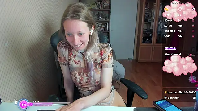 Snapshot of cutieMila chatting on 11, 10, 2025 cutieMila online show from 11, 10, 2025
