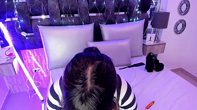 Charlotte Myers online show from 24, 2, 2025