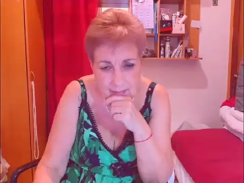 Snapshot of Victoria5643 chatting on 3, 12, 2025 Victoria5643 online show from 3, 12, 2025