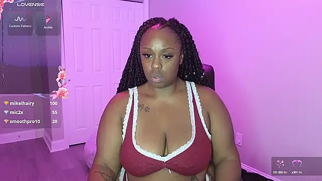 Snapshot of cheriserozequeen chatting on 11, 10, 2025 cheriserozequeen online show from 11, 10, 2025