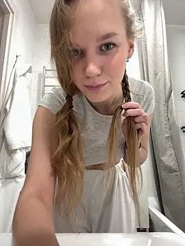 Snapshot of Ketitull chatting on 10, 4, 2026 Ketitull online show from 10, 4, 2026