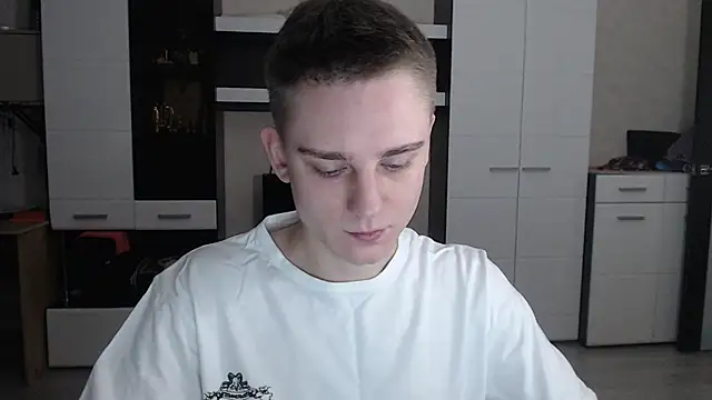 angryzan online show from 24, 1, 2025