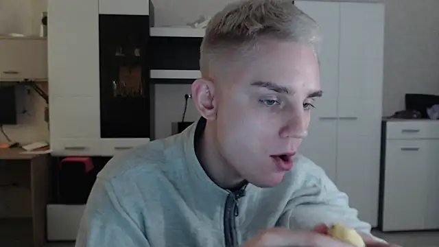 angryzan online show from 11, 2, 2025