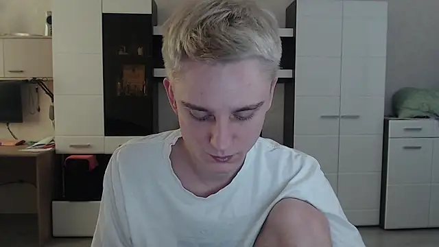 angryzan online show from 27, 2, 2025