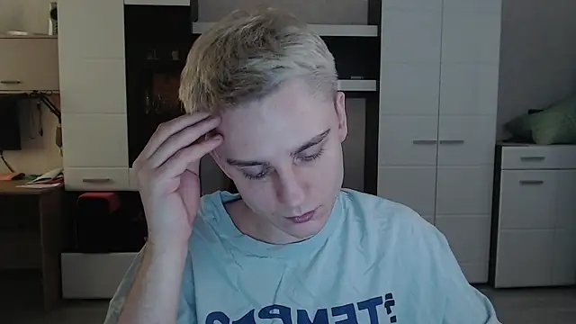 angryzan online show from 28, 2, 2025