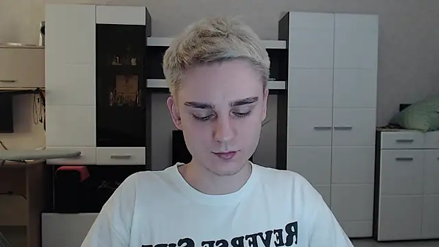 angryzan online show from 7, 3, 2025