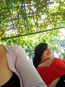 Snapshot of Sofia_Queen17 chatting on 28, 2, 2025 Sofia Queen17 online show from 28, 2, 2025