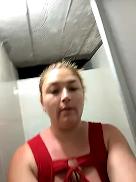 Snapshot of Sofia_Queen17 chatting on 15, 10, 2025 Sofia Queen17 online show from 15, 10, 2025