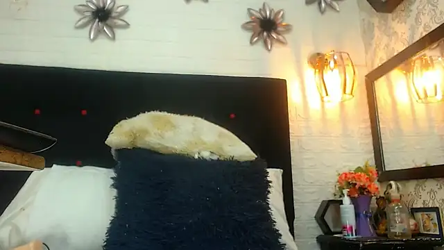 hairy pussywet online show from 4, 1, 2025