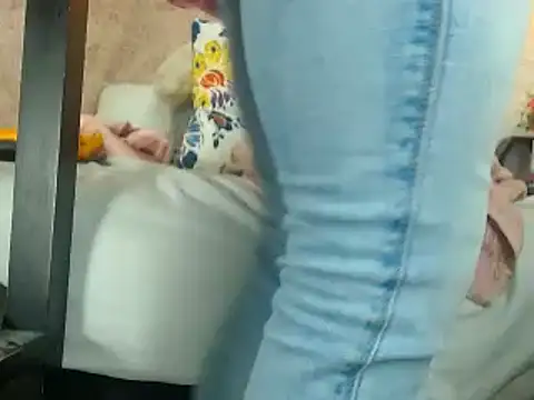 hairy pussywet online show from 29, 1, 2025