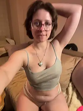 lily noris online show from 18, 6, 2026
