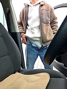 Zeefy online show from 5, 11, 2025