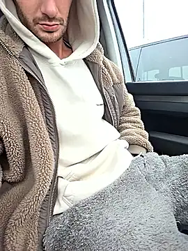 Zeefy online show from 17, 12, 2025