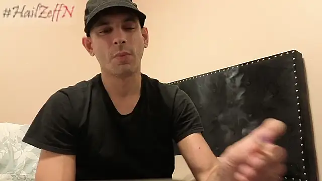 Snapshot of hailzeffn chatting on 20, 10, 2025 hailzeffn online show from 20, 10, 2025