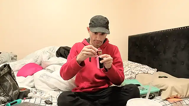 Snapshot of hailzeffn chatting on 27, 10, 2025 hailzeffn online show from 27, 10, 2025