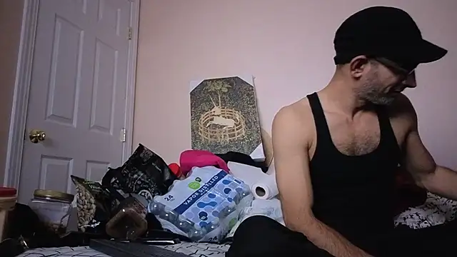 Snapshot of hailzeffn chatting on 31, 10, 2025 hailzeffn online show from 31, 10, 2025