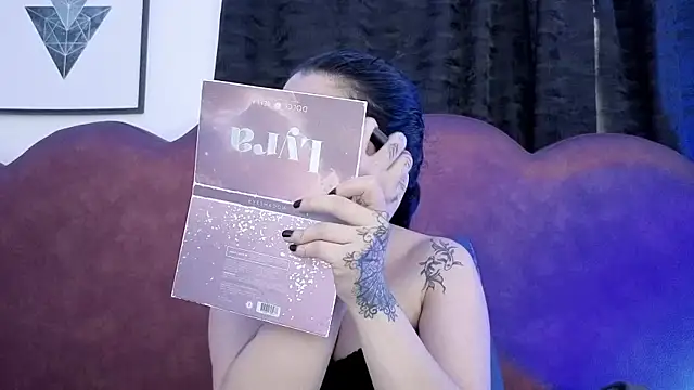Snapshot of sophy_rock chatting on 20, 4, 2026 sophy rock online show from 20, 4, 2026