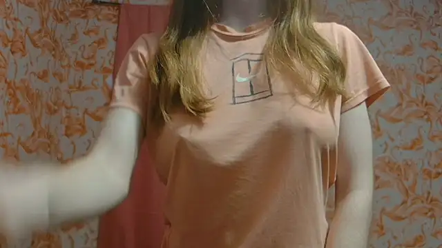 strawberrysmoothie online show from 6, 2, 2025