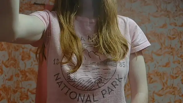 strawberrysmoothie online show from 18, 2, 2025