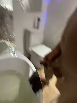 Snapshot of sexycouple109 chatting on 10, 2, 2025 sexycouple109 online show from 10, 2, 2025