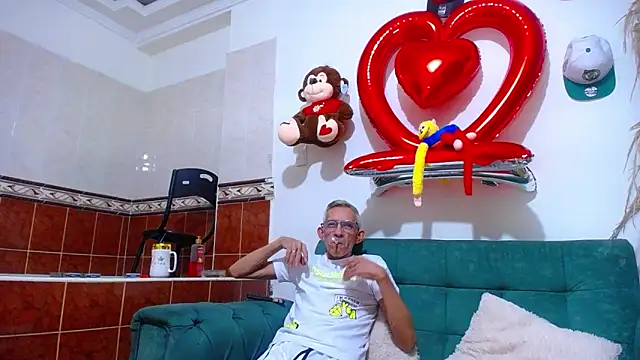 Leon hot X online show from 16, 2, 2025