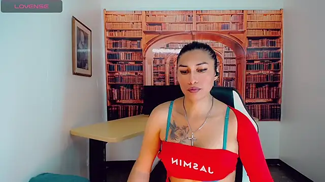 khiara moretti online show from 19, 12, 2024