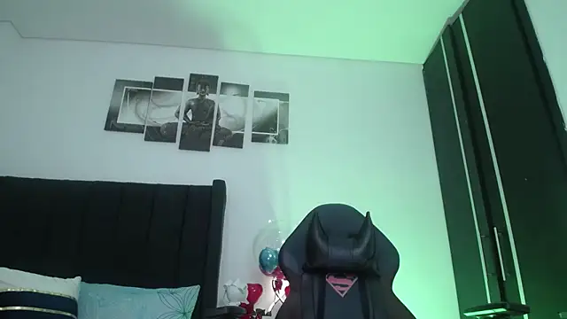 Snapshot of muscle_ares chatting on 18, 2, 2025 muscle ares online show from 18, 2, 2025